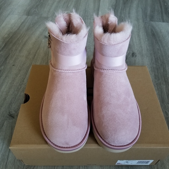 UGG Mini Side Brooch Suede Boot. - Picture 4 of 8